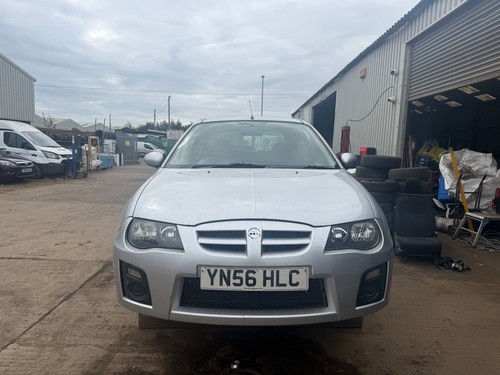 105 hatchback benzina - mg, zr